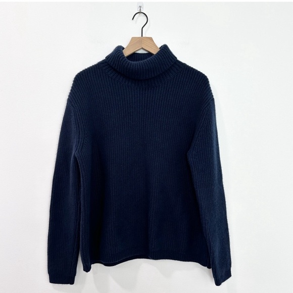 Jenni Kayne Cashmere Turtleneck Sweater NWT - color Navy - size M / Medium - Picture 2 of 15